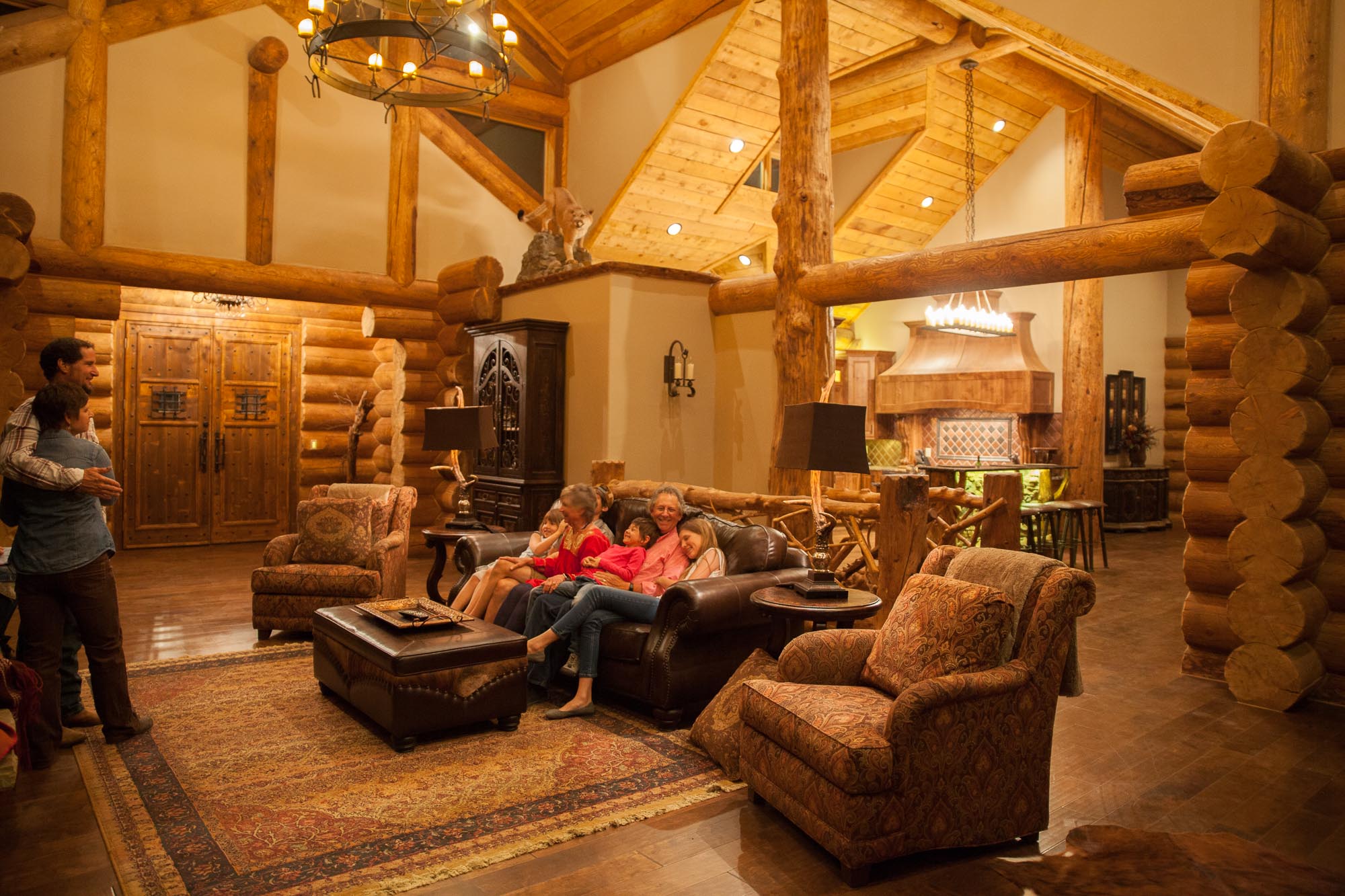 custom-designed-log-timber-homes-132