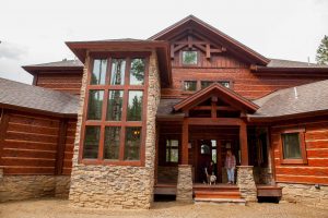 craftsman timber home in angel fire